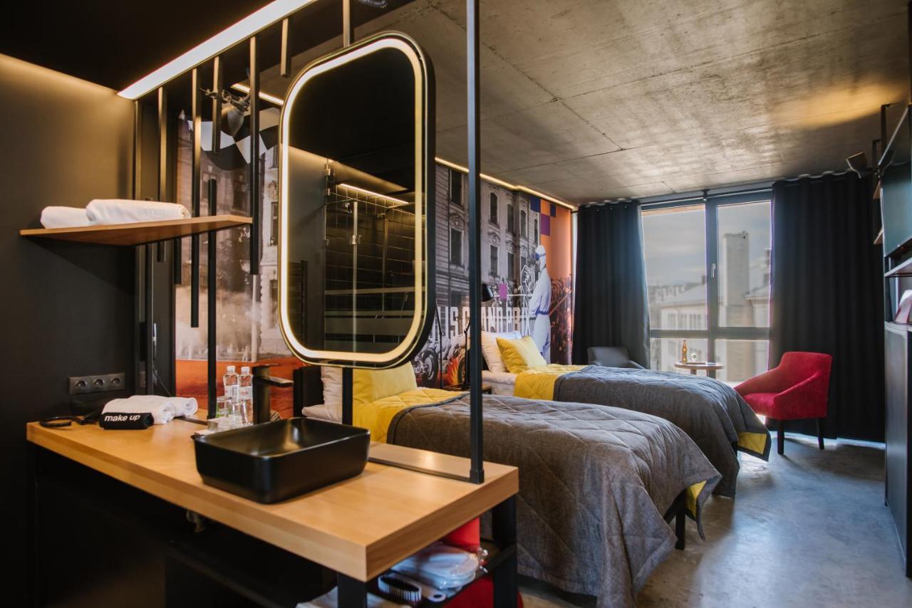 !Fest Hotel Lviv Kültér fotó